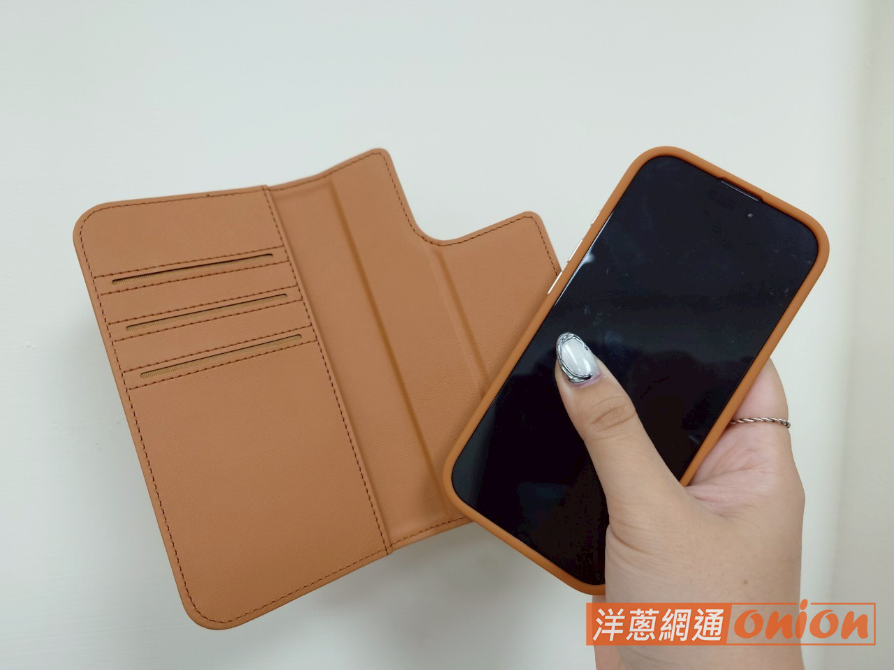iphone 16 pro max moshi 手機殼推薦
