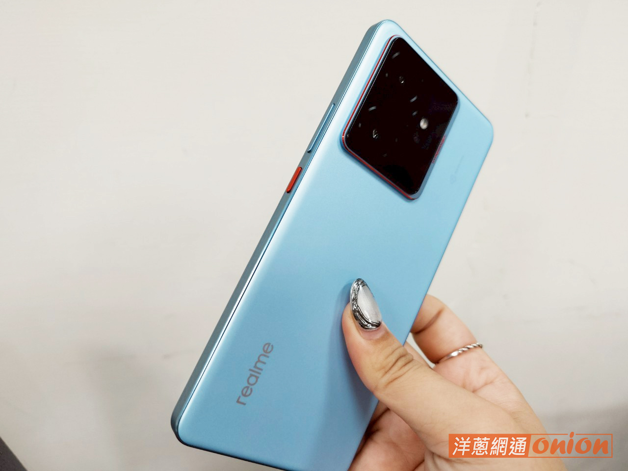 realme gt 7 冰鋒藍 實拍