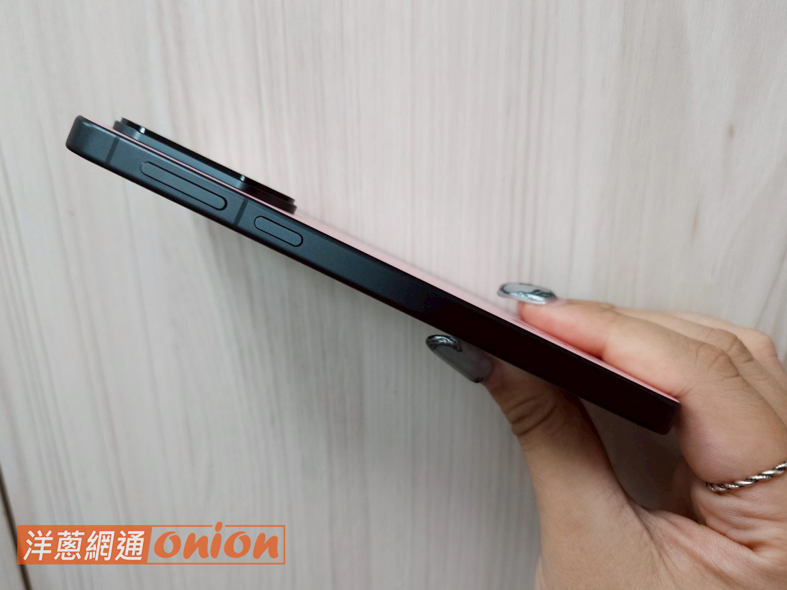 vivo x200 fe 側面 機身右側