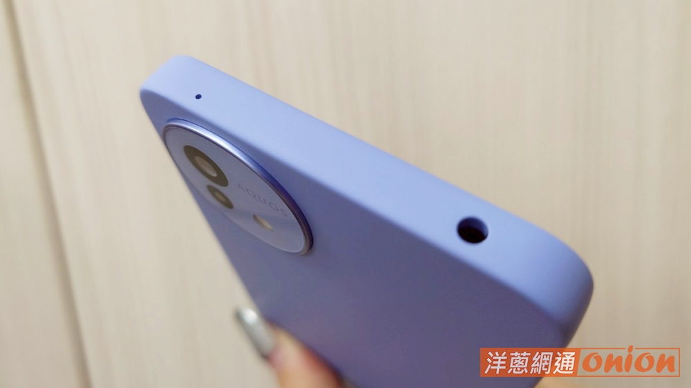 SHARP AQUOS wish5 耳機孔