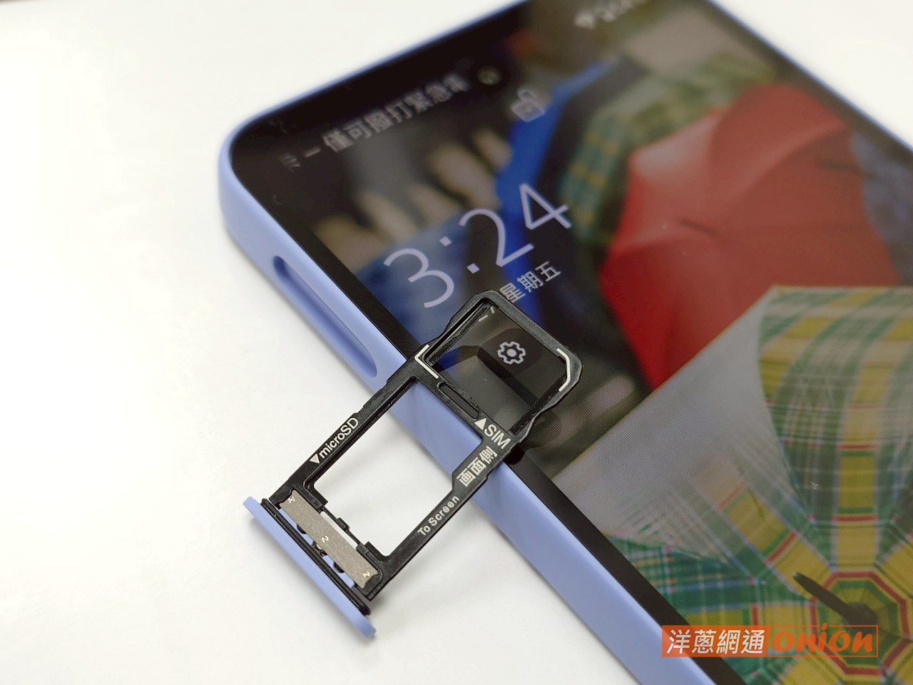 SHARP AQUOS wish5 SIM卡槽