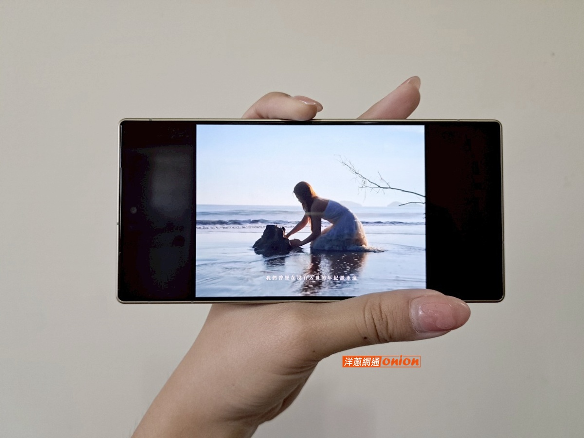 SHARP AQUOS R10 螢幕照