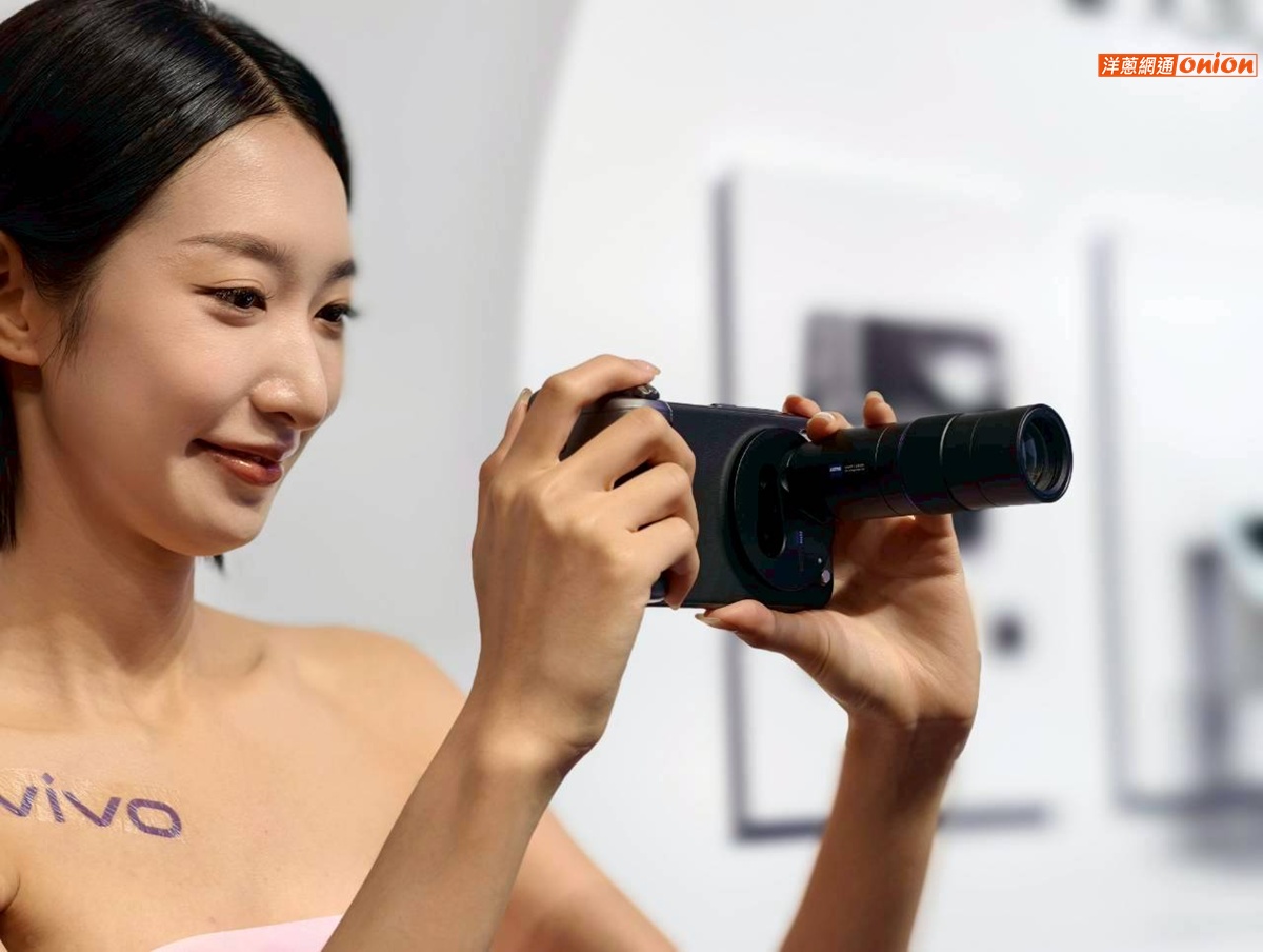 vivo X300 Pro 搭配增距鏡
