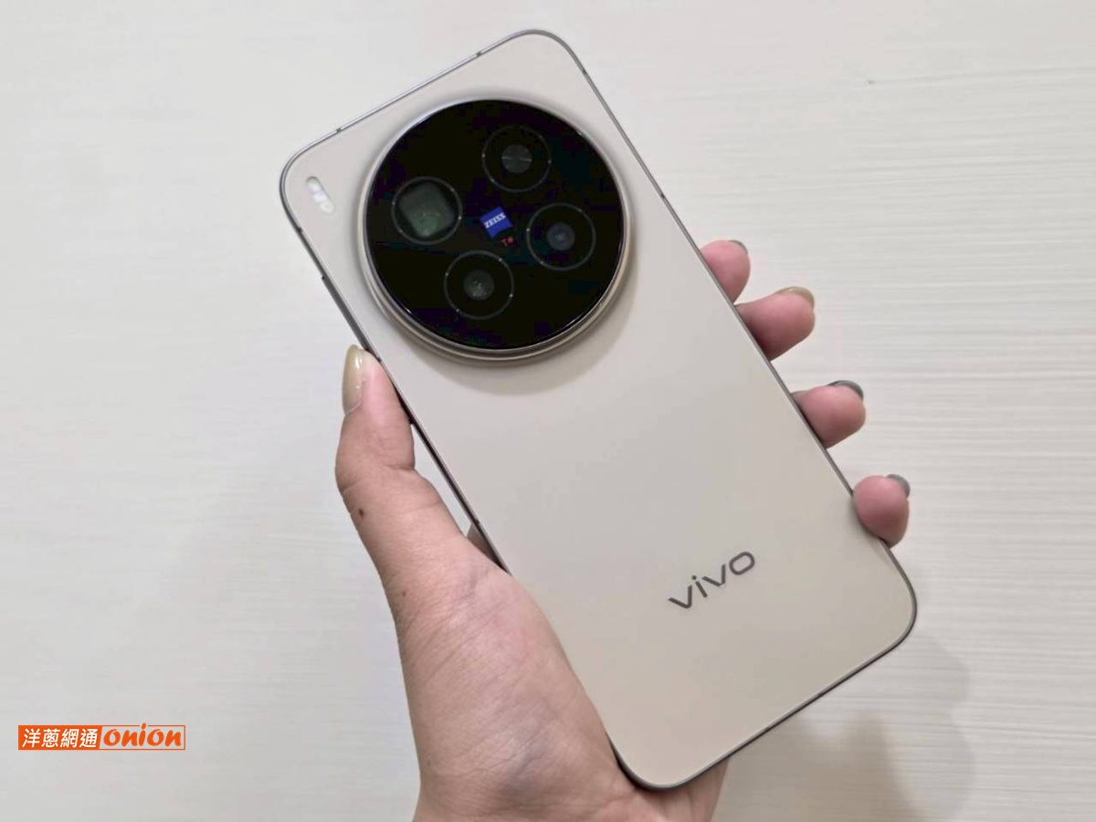 vivo X300 外觀